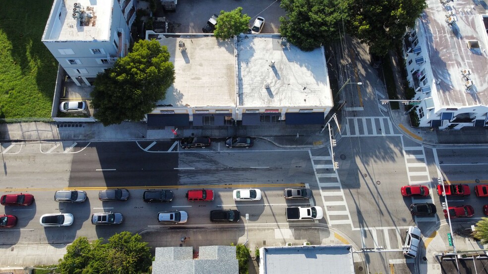 336-338 NW 12th Ave, Miami, FL à louer - Photo de l’immeuble – Image 3 sur 6