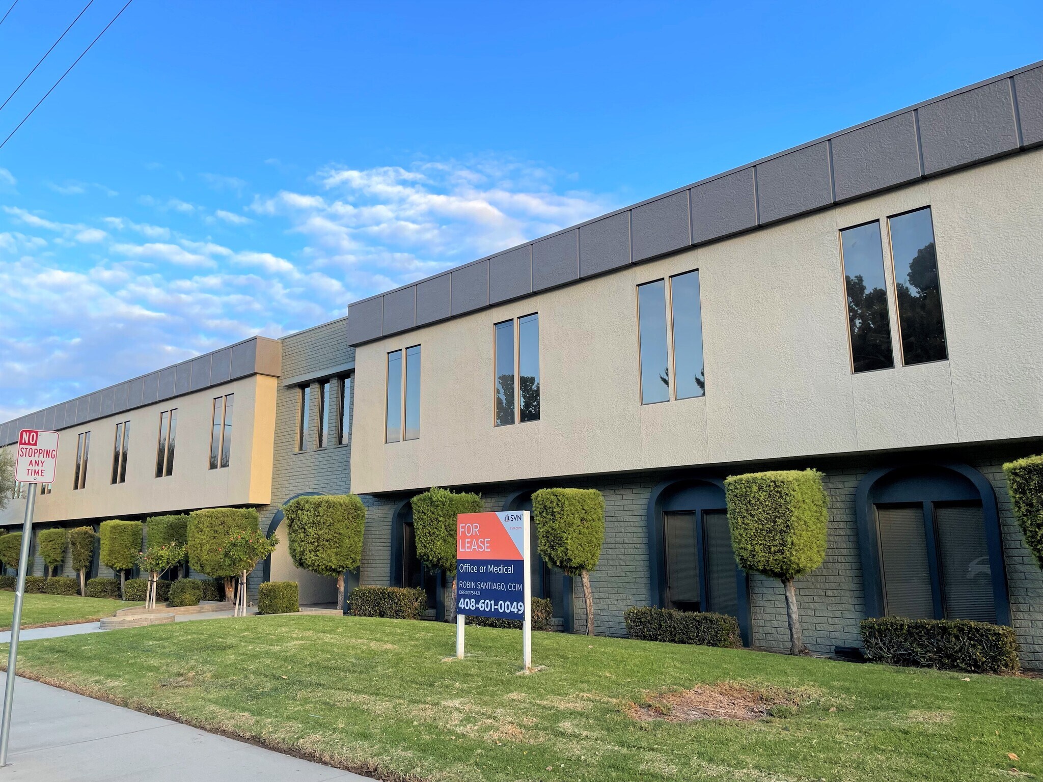 841 Blossom Hill Rd, San Jose, CA à louer Photo de l’immeuble– Image 1 sur 14