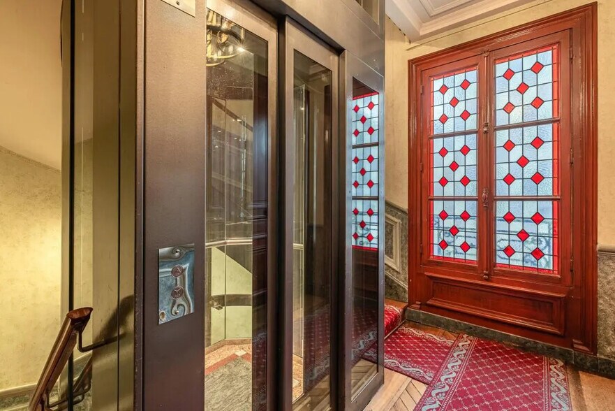 Bureau dans Paris à louer - Photo de l’immeuble – Image 3 sur 11