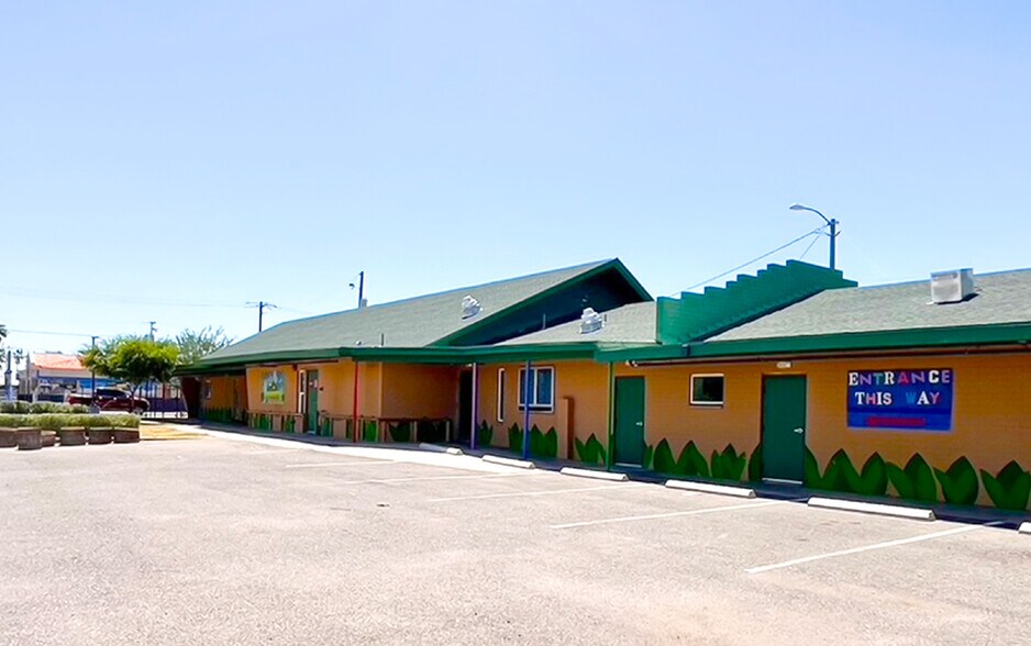 1034 N 24th St, Phoenix, AZ à louer - Photo de l’immeuble – Image 1 sur 14