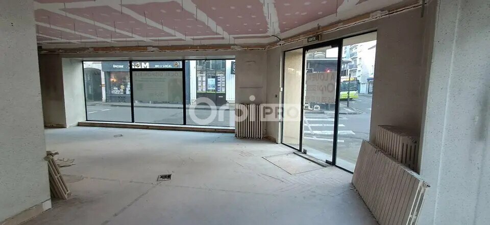 Local commercial dans Pau à louer - Photo intérieure – Image 1 sur 7