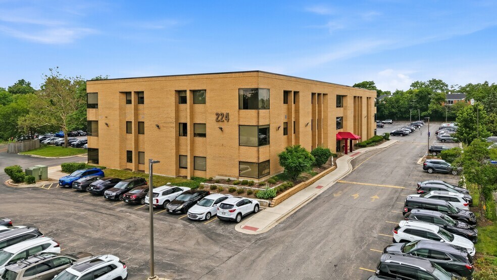 1S224 Summit Ave, Oakbrook Terrace, IL à louer - Photo de l’immeuble – Image 3 sur 16