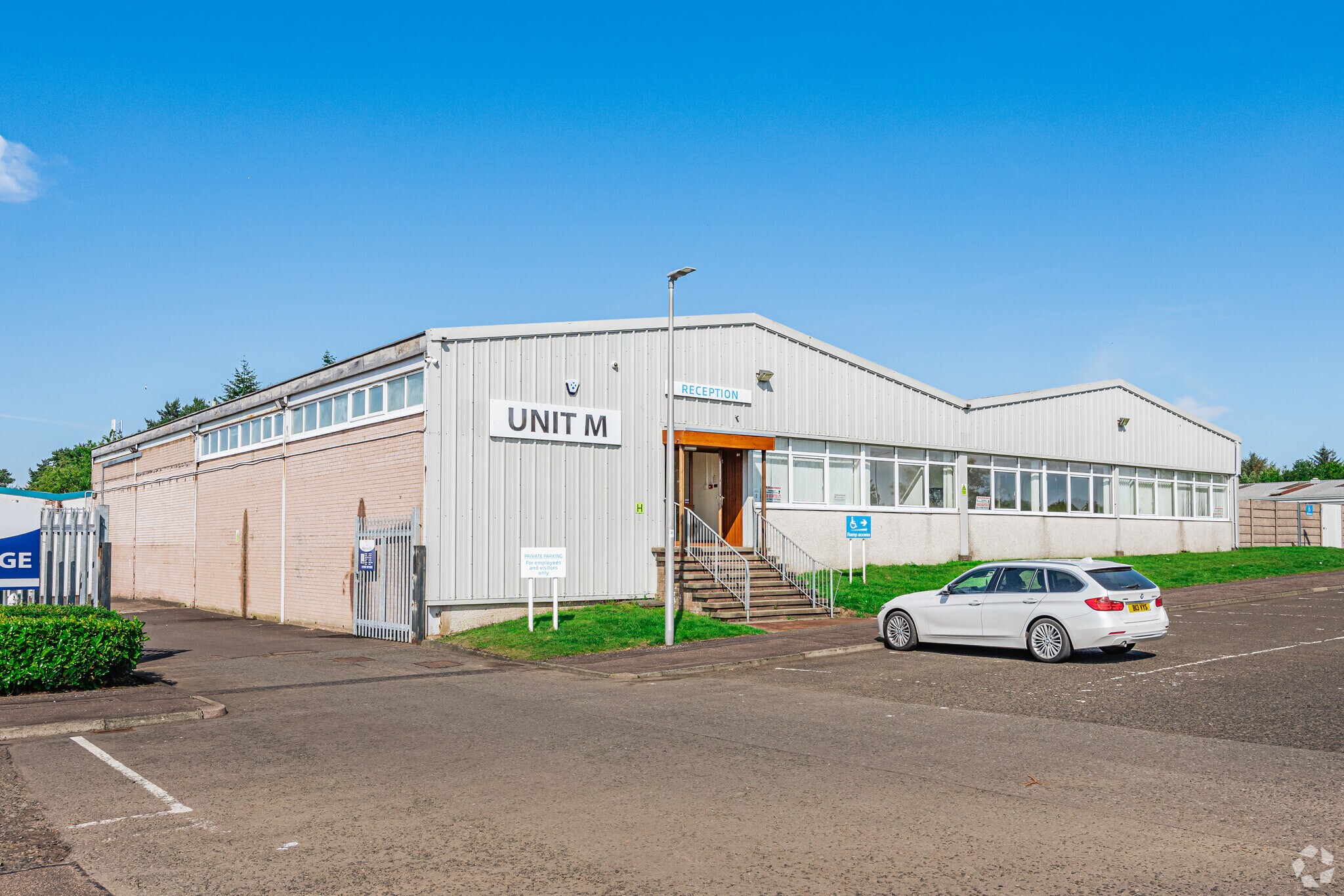Telford Rd, Glenrothes à louer Photo principale– Image 1 sur 3