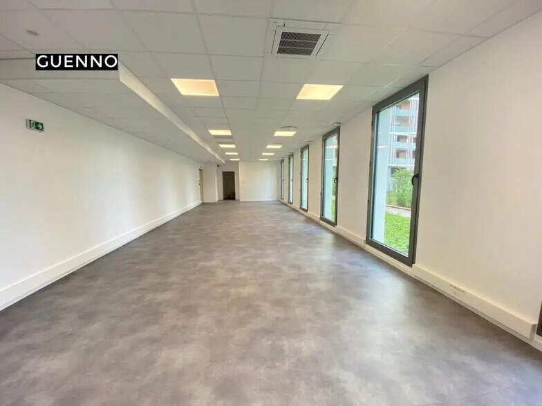 Bureau dans Cesson-Sévigné à louer - Photo intérieure – Image 1 sur 2