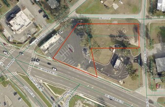 6041 SE Abshier Blvd, Belleview, FL à louer Aérien– Image 1 sur 3