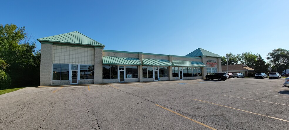 2853-2865 E Harbor Rd, Port Clinton, OH à louer - Photo de l’immeuble – Image 2 sur 4