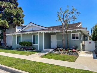 Plus de détails pour 4104 Emerald St, Torrance, CA - Logement à vendre