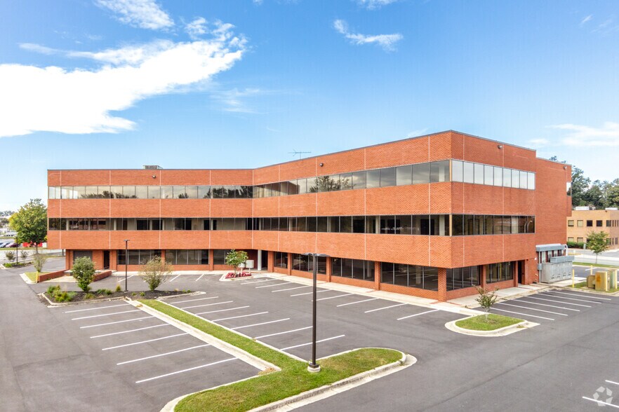 4 Taft Ct, Rockville, MD à vendre - Photo de l’immeuble – Image 2 sur 14