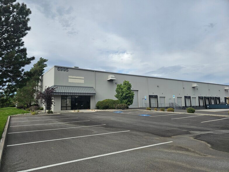 6995 Resource Dr, Reno, NV à louer - Photo de l’immeuble – Image 2 sur 4