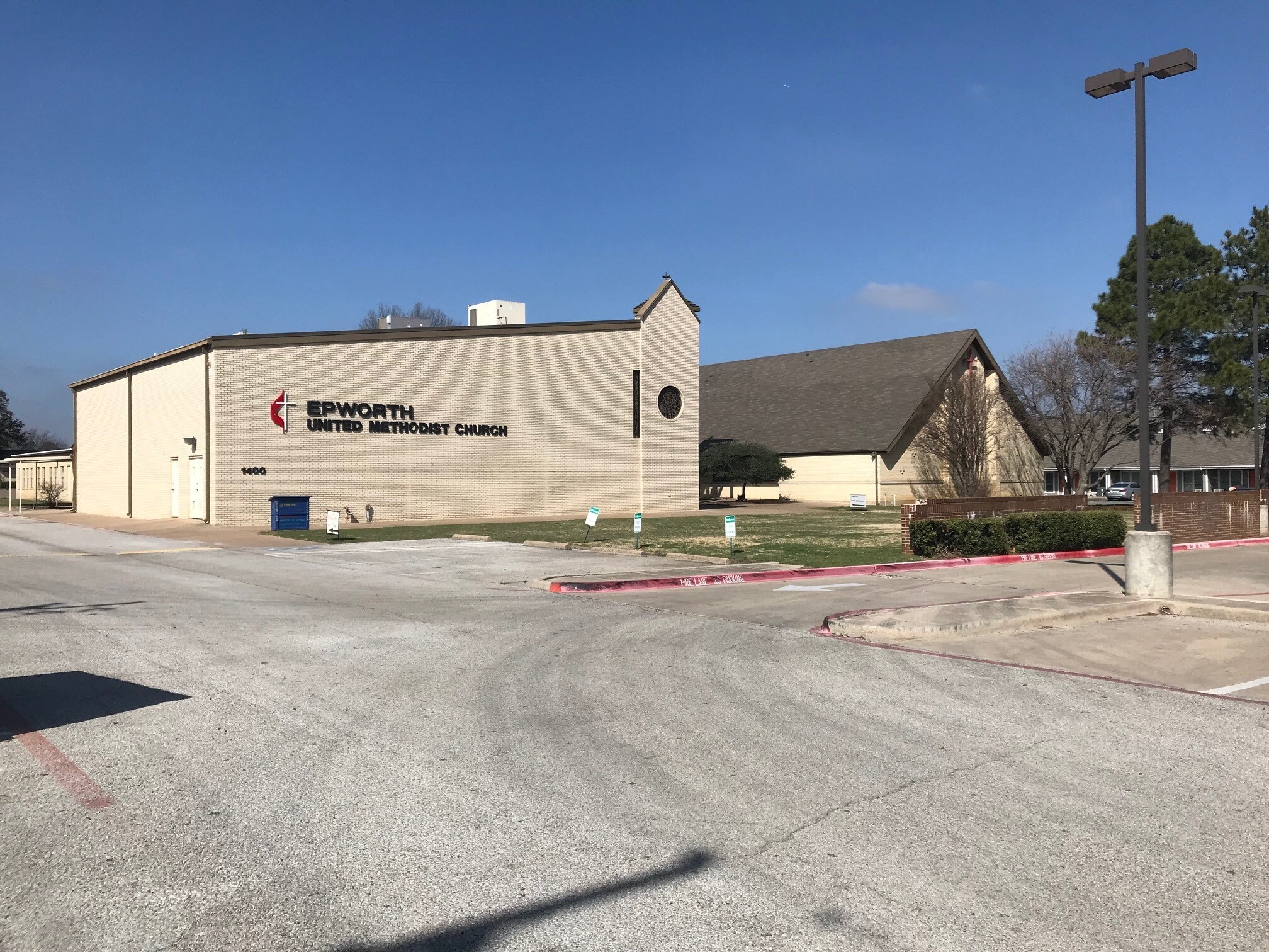 1400 S Cooper St, Arlington, TX à vendre Photo principale– Image 1 sur 3