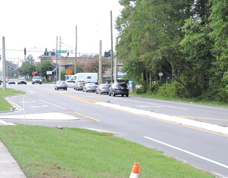 12532 Yellow Bluff Rd, Jacksonville, FL à vendre - Photo de l’immeuble – Image 2 sur 14