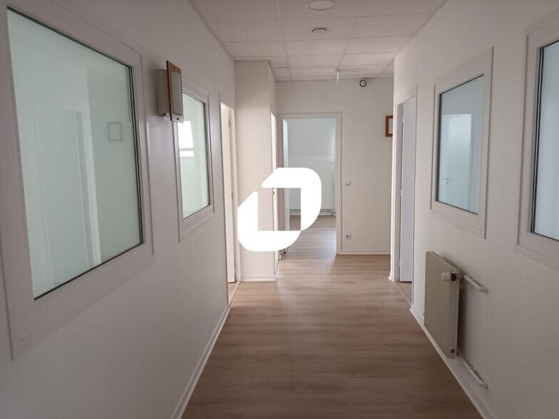 Bureau dans Lille à louer - Photo intérieure – Image 2 sur 7