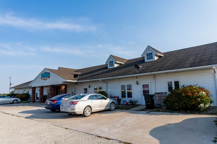 1201 E South St, Mount Ayr, IA à vendre - Photo de l’immeuble – Image 3 sur 14