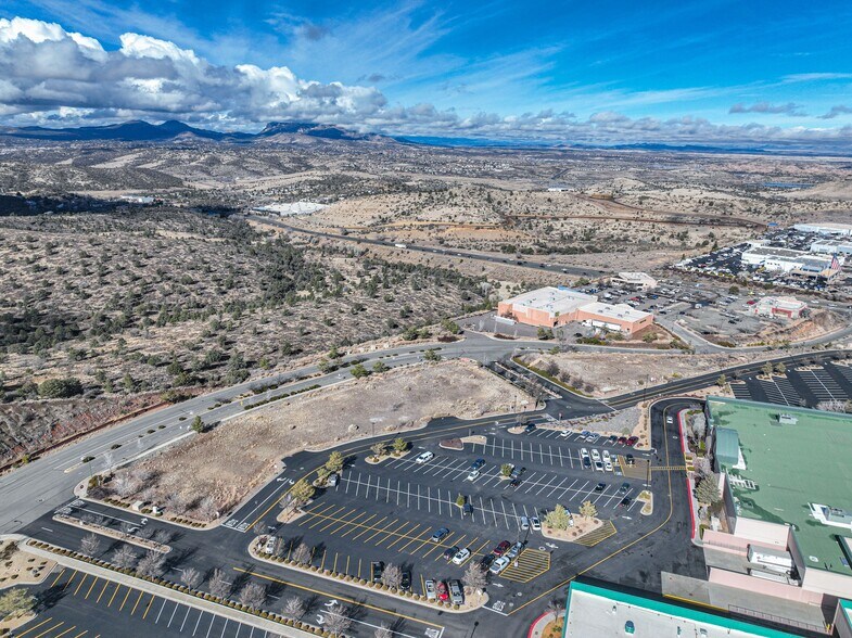 3156 Gateway Blvd, Prescott, AZ à vendre - Photo principale – Image 1 sur 3