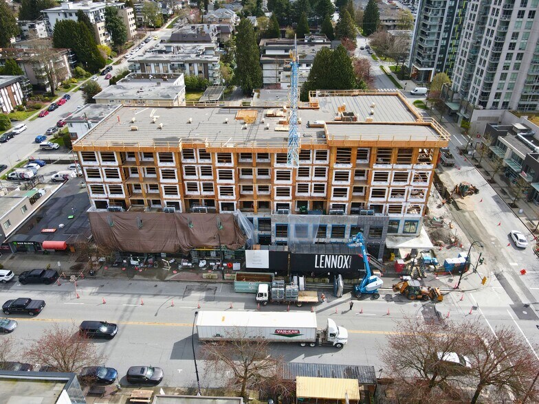 1712 Lonsdale Ave, North Vancouver, BC à vendre - Photo de la construction – Image 2 sur 5