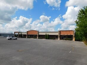 875 Union St, Shelbyville, TN à louer Photo intérieure– Image 2 sur 20