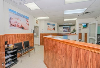 1655 Richmond Ave, Staten Island, NY à louer Photo intérieure– Image 2 sur 10