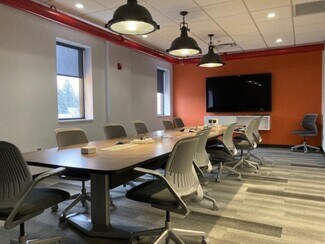 Plus de détails pour 330-332 E Lincoln Ave, Royal Oak, MI - Bureau, Local d'activités à louer