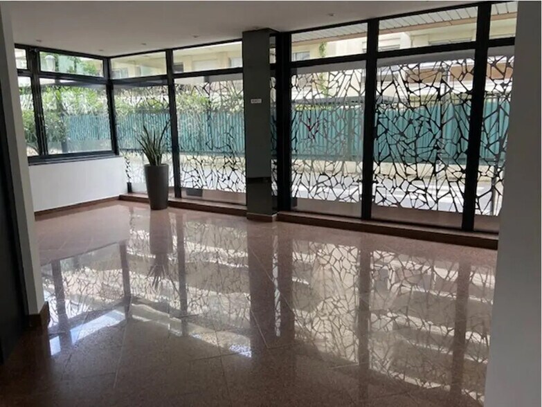 Bureau dans Boulogne-Billancourt à louer - Photo de l’immeuble – Image 1 sur 5