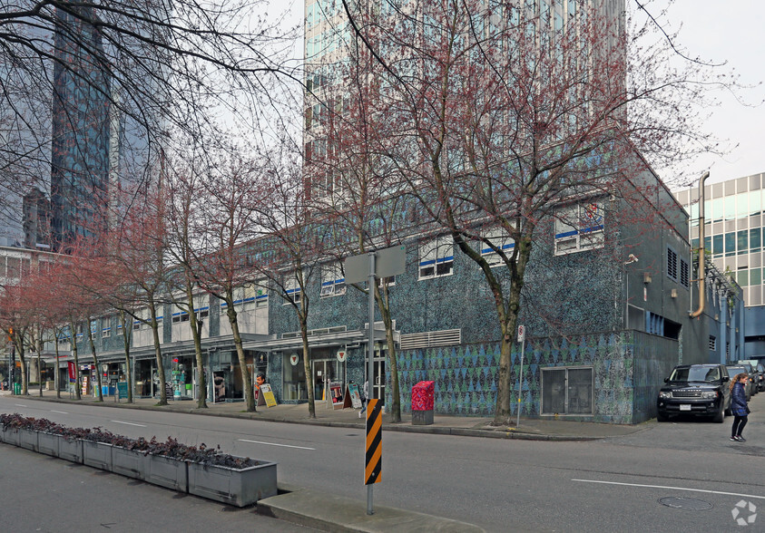955-995 Hornby St, Vancouver, BC à vendre - Photo de l’immeuble – Image 2 sur 9