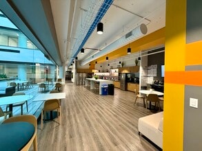 203 N LaSalle St, Chicago, IL à louer Photo intérieure– Image 2 sur 6