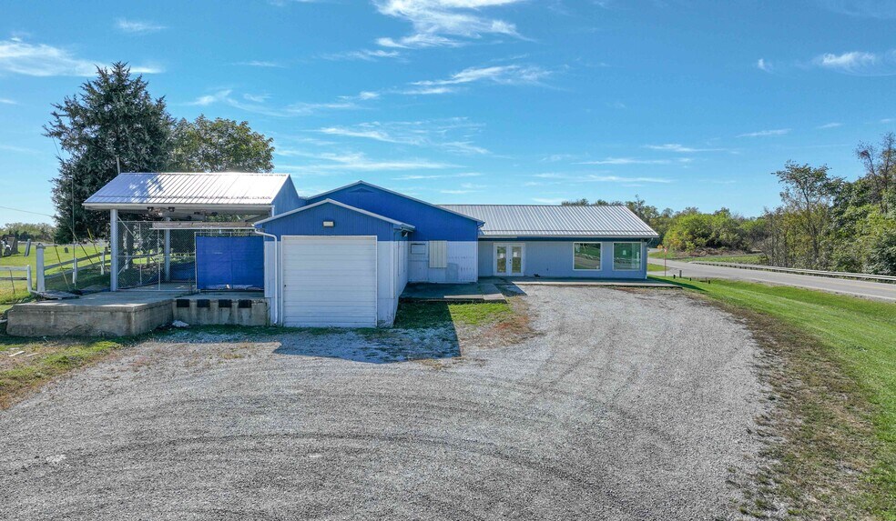 62240 Bailey Rd, Barnesville, OH à louer - Photo de l’immeuble – Image 2 sur 15