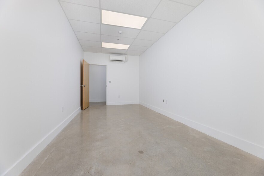 3426 W Loop 1604 S, San Antonio, TX à louer - Photo de l’immeuble – Image 3 sur 10