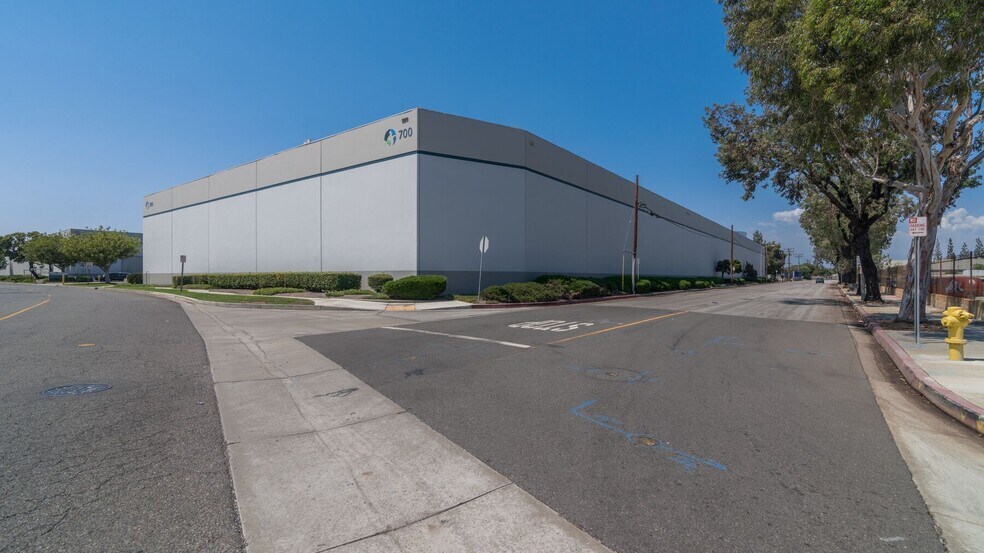 700-710 Union St, Montebello, CA à louer - Photo de l’immeuble – Image 2 sur 8