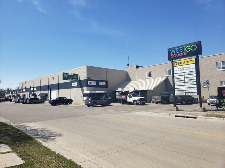 102 Morrison St, West Fargo, ND à louer - Photo principale – Image 1 sur 3