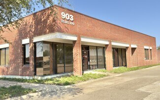Plus de détails pour 903 N Bowser Rd, Richardson, TX - Local d'activités à louer
