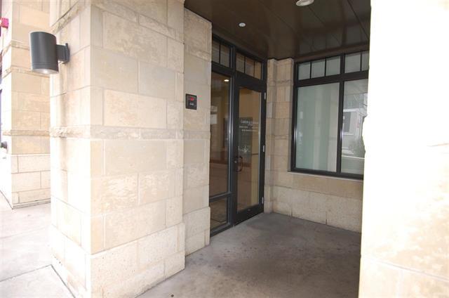 250 E Court St, Iowa City, IA à vendre - Photo de l’immeuble – Image 2 sur 21