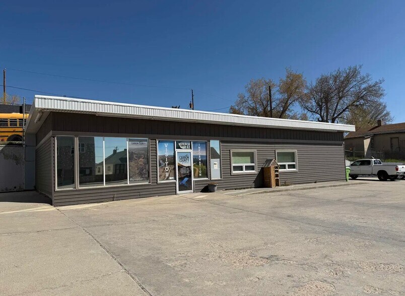 105 E Cedar St, Rawlins, WY à vendre - Photo principale – Image 1 sur 1