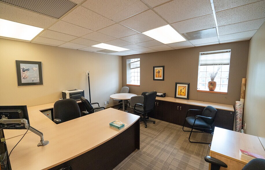 255 Sherbrook St, Winnipeg, MB à louer - Photo de l’immeuble – Image 3 sur 15