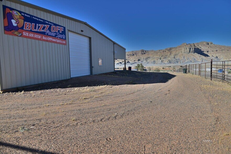 825 Cannonball dr, Big Water, UT à vendre - Photo de l’immeuble – Image 3 sur 25