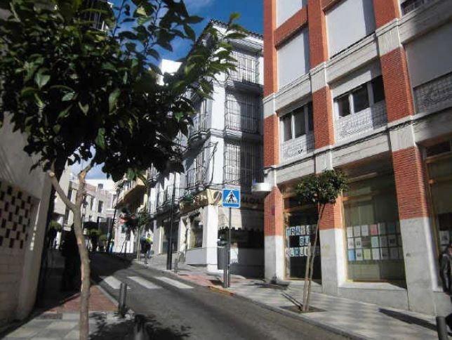 Local commercial dans Algeciras, Cádiz à vendre - Photo de l’immeuble – Image 1 sur 5
