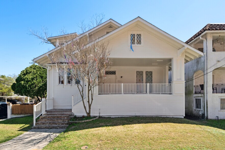2039 Calhoun St, New Orleans, LA à vendre - Photo de l’immeuble – Image 2 sur 36