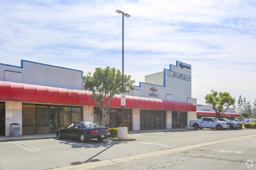 656-680 W Fairplex Dr, Pomona, CA à vendre - Photo de l’immeuble – Image 2 sur 3