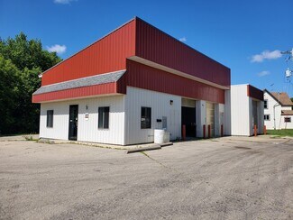 Plus de détails pour 243 Spring St, Highland, WI - Spécialisé à vendre
