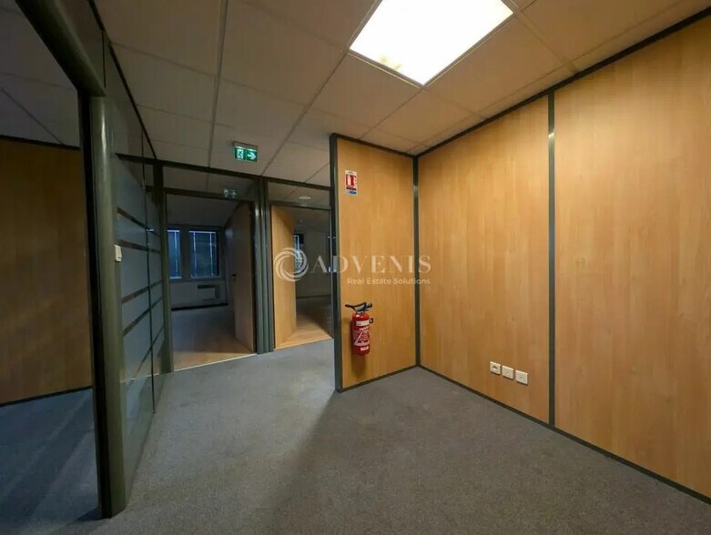 Bureau dans Strasbourg à louer - Photo de l’immeuble – Image 3 sur 8