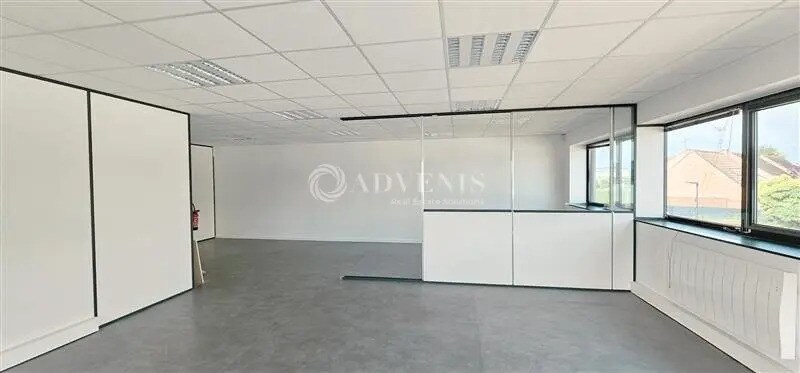 Bureau dans Lesquin à louer - Photo de l’immeuble – Image 3 sur 6