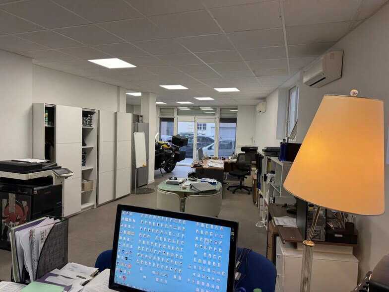 Bureau dans Cannes à louer - Photo de l’immeuble – Image 2 sur 6