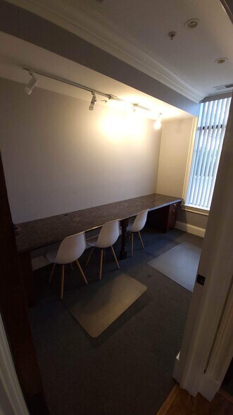 9550 W Sergo Dr, McCook, IL à louer - Photo de l’immeuble – Image 3 sur 21