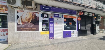 Local commercial dans Leganés, Madrid à louer Photo intérieure– Image 1 sur 12