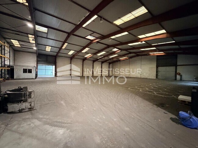 Plus de détails pour Industriel/Logistique à vendre