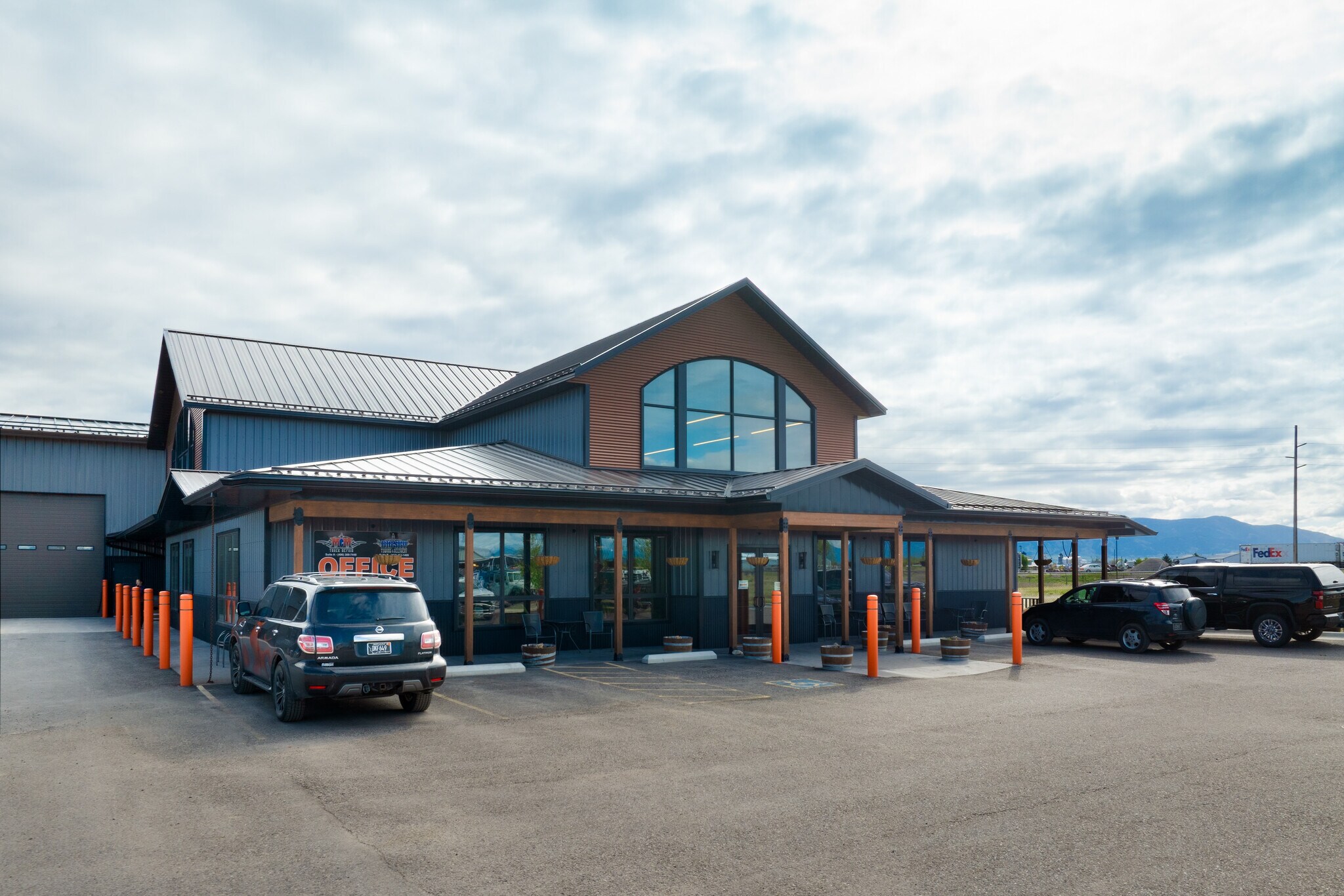 531 Business Hub Dr, Belgrade, MT à vendre Photo principale– Image 1 sur 13