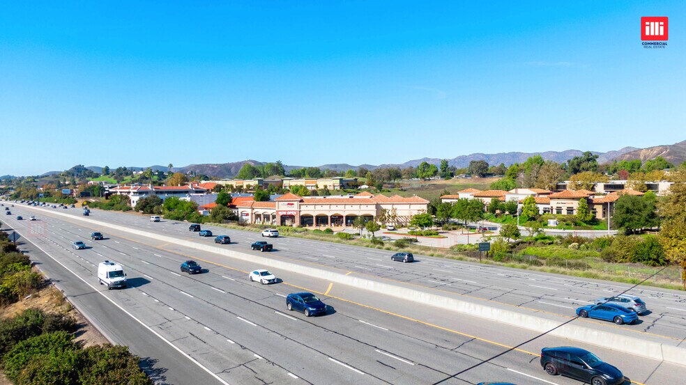 28610 Canwood St, Agoura Hills, CA à louer - Photo de l’immeuble – Image 3 sur 20