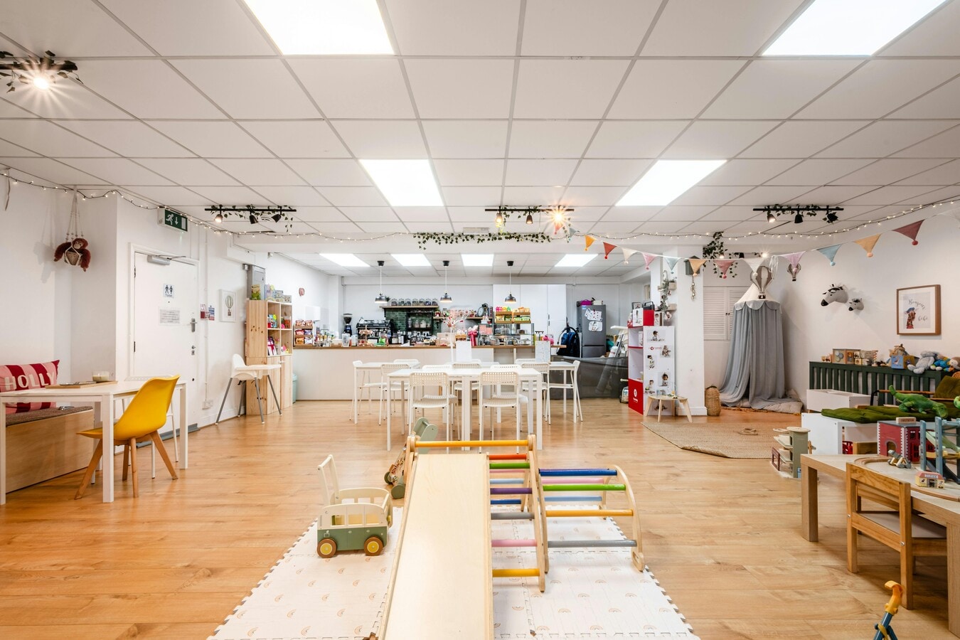 414-422 Hackney Rd, Londres, LND E2 7SY - Lot Unit 3 -  - Photo intérieure - Image 2 of 9