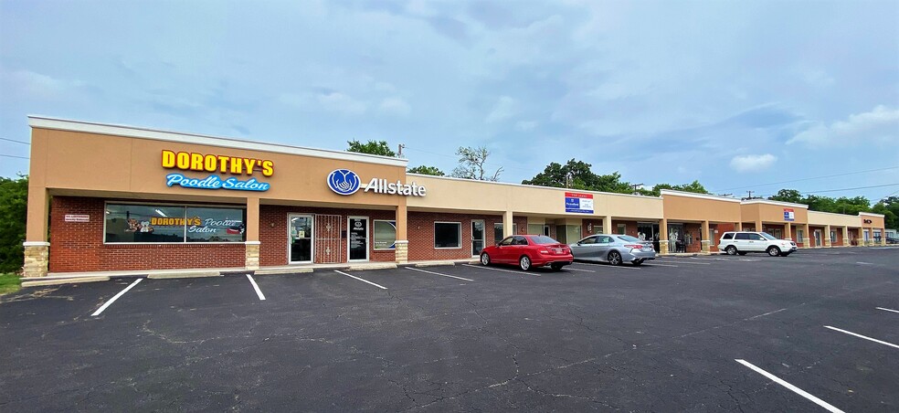 1421 W Houston St, Sherman, TX à louer - Photo principale – Image 1 sur 1