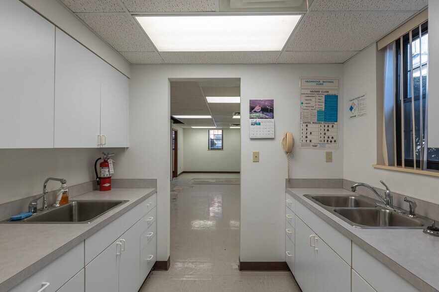 1130 Vester Ave, Springfield, OH à louer - Photo de l’immeuble – Image 3 sur 83