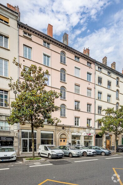 Local commercial dans Lyon à louer - Photo principale – Image 1 sur 1